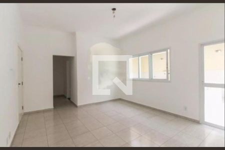 Casa à venda com 3 quartos, 298m² em Vila Carrão, São Paulo