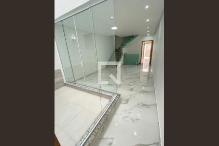 Casa à venda com 3 quartos, 240m² em Vila Beatriz, São Paulo