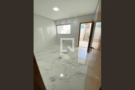 Casa à venda com 3 quartos, 240m² em Vila Beatriz, São Paulo