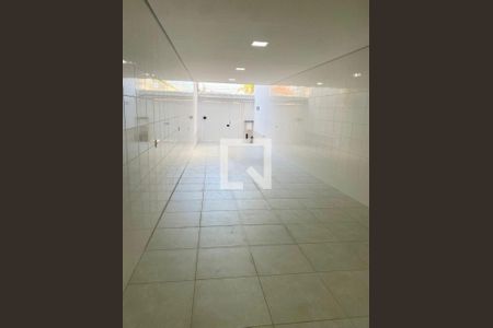 Casa à venda com 3 quartos, 240m² em Vila Beatriz, São Paulo