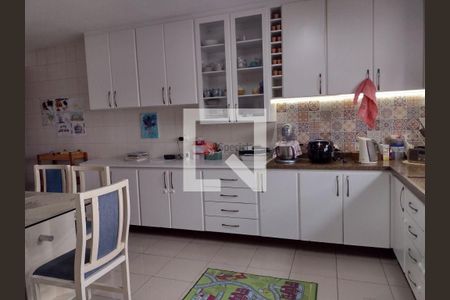 Apartamento à venda com 4 quartos, 268m² em Jardim Analia Franco, São Paulo