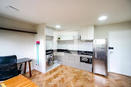 Sala e cozinha de apartamento à venda com 1 quarto, 34m² em Cidade Mãe do Céu, São Paulo