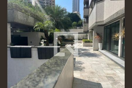 Apartamento à venda com 3 quartos, 167m² em Vila Regente Feijó, São Paulo