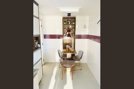 Apartamento à venda com 3 quartos, 137m² em Vila Regente Feijó, São Paulo