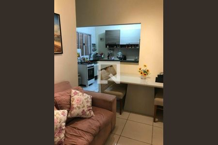 Casa à venda com 2 quartos, 94m² em Vila Mafra, São Paulo