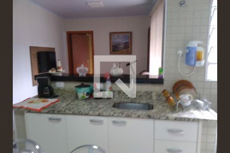 Casa à venda com 2 quartos, 186m² em Vila Carrão, São Paulo