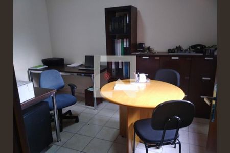 Casa à venda com 2 quartos, 186m² em Vila Carrão, São Paulo