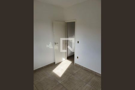 Casa à venda com 2 quartos, 67m² em Vila Ponte Rasa, São Paulo