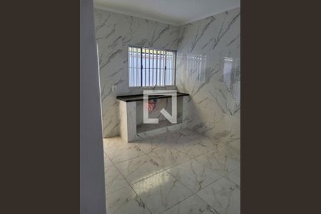 Casa à venda com 2 quartos, 79m² em Vila Antonieta, São Paulo