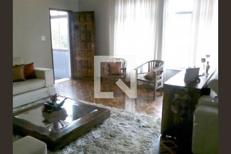 Casa à venda com 3 quartos, 260m² em Vila Carrão, São Paulo