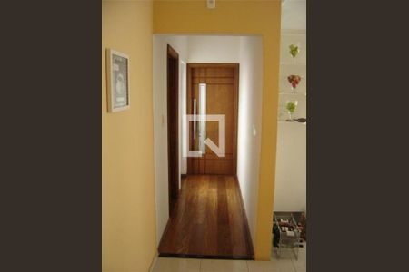 Casa à venda com 3 quartos, 260m² em Vila Carrão, São Paulo