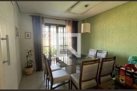 Casa à venda com 4 quartos, 350m² em Vila Carrão, São Paulo