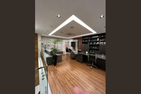 Casa à venda com 3 quartos, 680m² em Vila Carrão, São Paulo