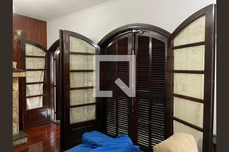 Casa à venda com 3 quartos, 211m² em Vila Primavera, São Paulo