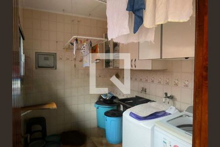 Casa à venda com 3 quartos, 211m² em Vila Primavera, São Paulo