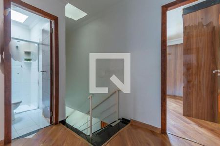 Casa à venda com 3 quartos, 202m² em Vila Santa Clara, São Paulo