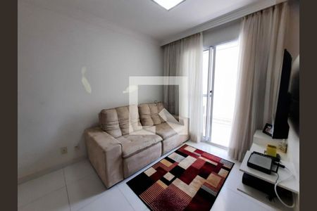 Apartamento à venda com 3 quartos, 68m² em Guaiauna, São Paulo