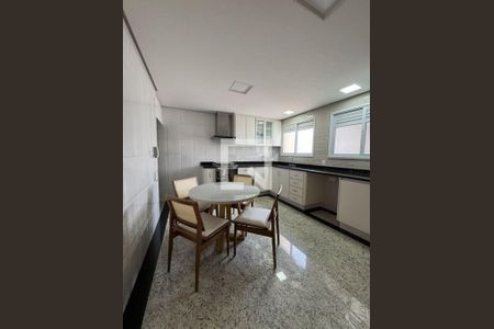 Apartamento à venda com 3 quartos, 141m² em Água Rasa, São Paulo