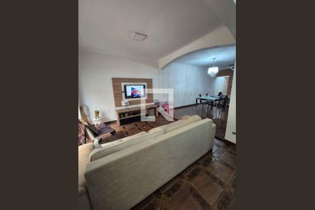 Casa à venda com 3 quartos, 182m² em Chácara Santo Antônio (Zona Leste), São Paulo