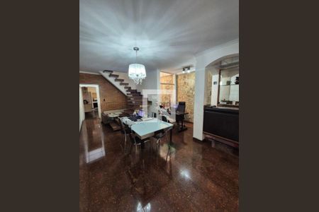 Casa à venda com 3 quartos, 182m² em Chácara Santo Antônio (Zona Leste), São Paulo