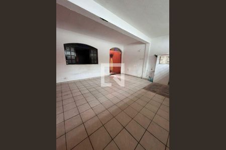 Casa à venda com 1 quarto, 306m² em Vila Tolstoi, São Paulo