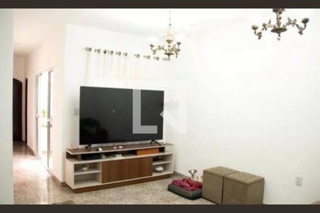 Casa à venda com 2 quartos, 90m² em Vila Carrão, São Paulo