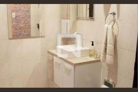 Casa à venda com 2 quartos, 90m² em Vila Carrão, São Paulo