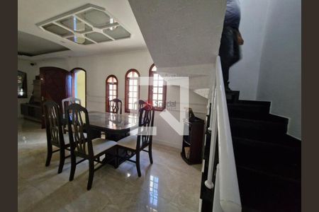 Casa à venda com 3 quartos, 240m² em Chácara Belenzinho, São Paulo