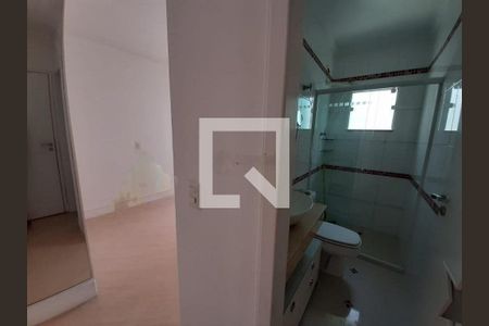Casa à venda com 3 quartos, 154m² em Vila Carrão, São Paulo