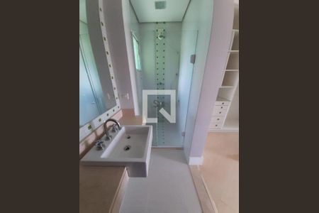 Casa à venda com 3 quartos, 154m² em Vila Carrão, São Paulo