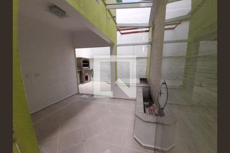 Casa à venda com 3 quartos, 154m² em Vila Carrão, São Paulo