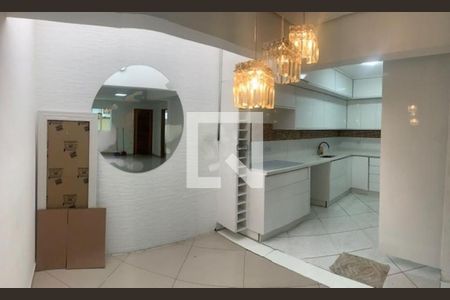 Casa à venda com 3 quartos, 115m² em Vila Matilde, São Paulo