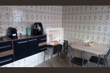 Casa à venda com 3 quartos, 100m² em Vila Regente Feijó, São Paulo