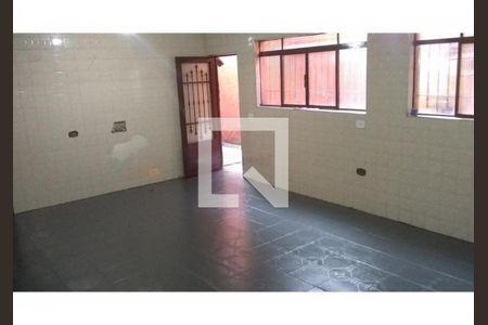 Casa à venda com 3 quartos, 224m² em Jardim Piqueroby, São Paulo