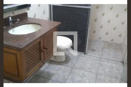 Casa à venda com 3 quartos, 224m² em Jardim Piqueroby, São Paulo