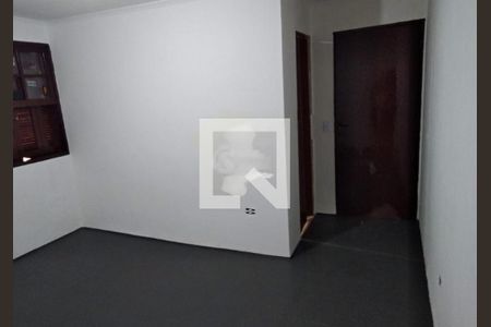 Casa à venda com 3 quartos, 224m² em Jardim Piqueroby, São Paulo