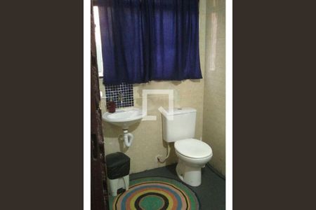 Casa à venda com 3 quartos, 224m² em Jardim Piqueroby, São Paulo