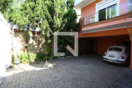 Garagem de casa à venda com 4 quartos, 400m² em Jardim Londrina, São Paulo