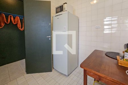 Cozinha de apartamento para alugar com 1 quarto, 60m² em Barra Funda, Guarujá