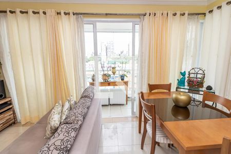 Sala de apartamento à venda com 2 quartos, 70m² em Água Branca, São Paulo