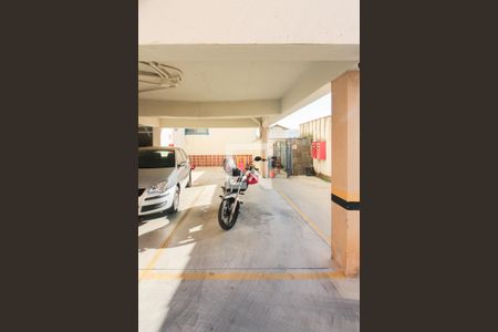 Garagem de apartamento à venda com 2 quartos, 60m² em Planalto, Belo Horizonte