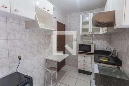 Cozinha de apartamento à venda com 3 quartos, 90m² em Santo Antônio, Belo Horizonte