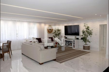 Sala de estar de apartamento à venda com 2 quartos, 157m² em Cerqueira César, São Paulo