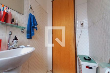 Edícula - Banheiro de casa à venda com 6 quartos, 172m² em Jardim Eulina, Campinas