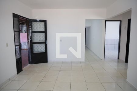 Sala de casa para alugar com 3 quartos, 360m² em Condomínio Amin Camargo, Goiânia