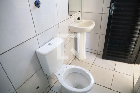 Banheiro de casa para alugar com 3 quartos, 360m² em Condomínio Amin Camargo, Goiânia