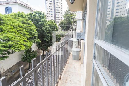 Varanda da Suíte/Quarto 2 de apartamento para alugar com 3 quartos, 126m² em Grajaú, Belo Horizonte