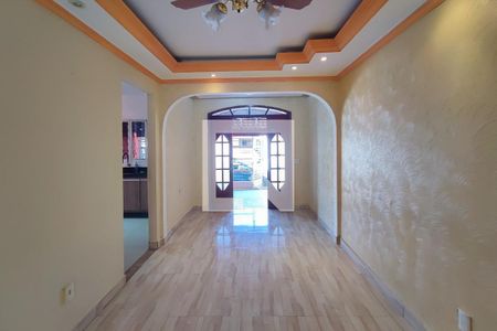 Sala de casa de condomínio para alugar com 3 quartos, 122m² em Cidade Satélite Íris, Campinas