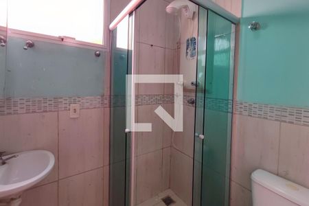 Banheiro Suíte de casa de condomínio para alugar com 3 quartos, 122m² em Cidade Satélite Íris, Campinas