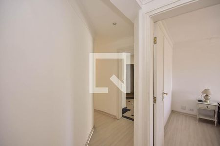 Corredor de apartamento para alugar com 3 quartos, 366m² em Vila Andrade, São Paulo